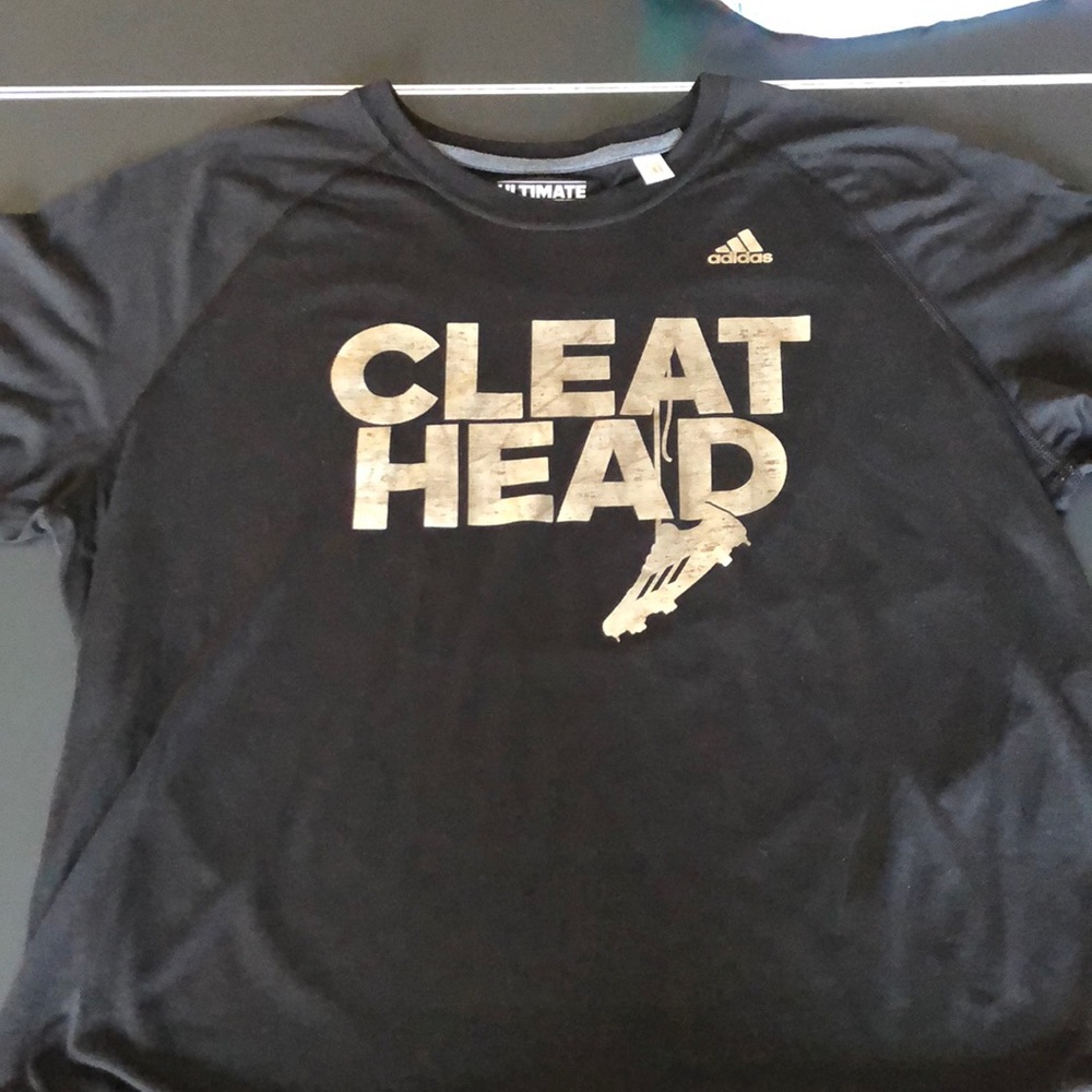 Adidas t-shirt